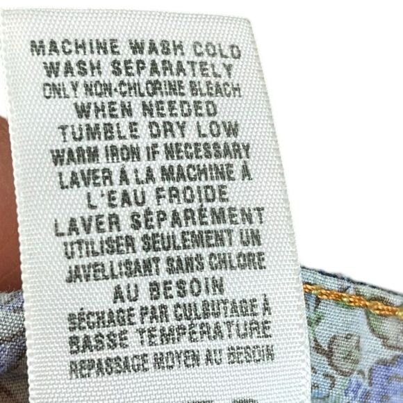 Lucky Brand Stylish Blue Denim Cropped Jeans With Patch Design, Size 8/29 - Picture 9 of 9